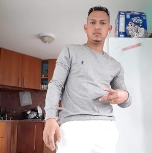 Meet your Posher, Eduardo